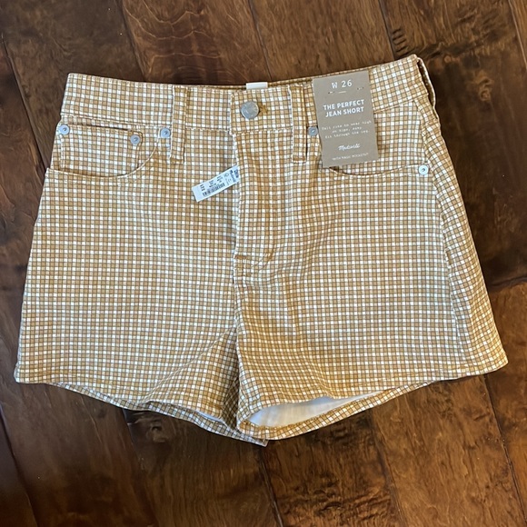 The Perfect Vintage Jean Short in Mini Check - Picture 6 of 8